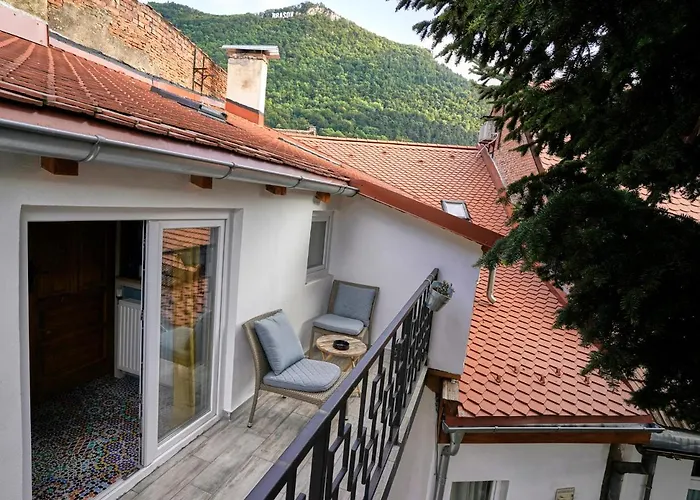 1881 Brasov Old Town Apartments